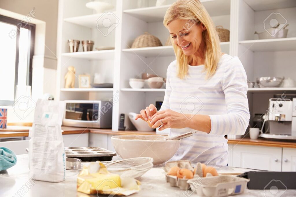 41402452-woman-baking-at-home